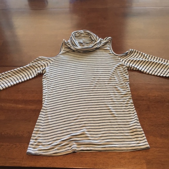 Cold shoulder top, cream, navy stripe, turtleneck - Picture 5 of 6